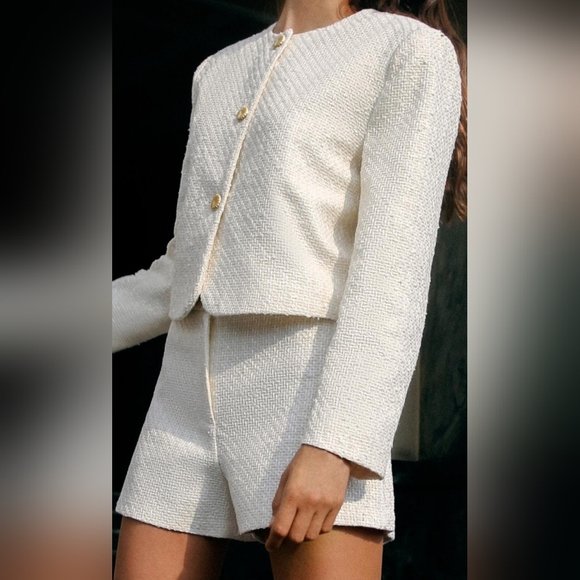 Zara 2024 Collection Ivory Textured Tweed Blazer Short Set - Picture 4 of 14